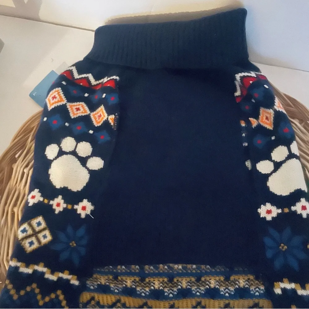 Vibrant Life navy blue Holiday Dog Turtleneck sweater button Collar Medium NWT